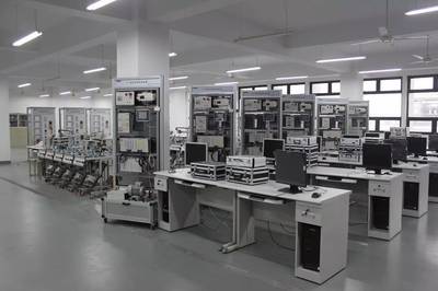 【應(yīng)用電子技術(shù)】用技術(shù)改變生活