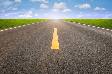 新建公路橋梁 連接地域發展，重塑交通格局